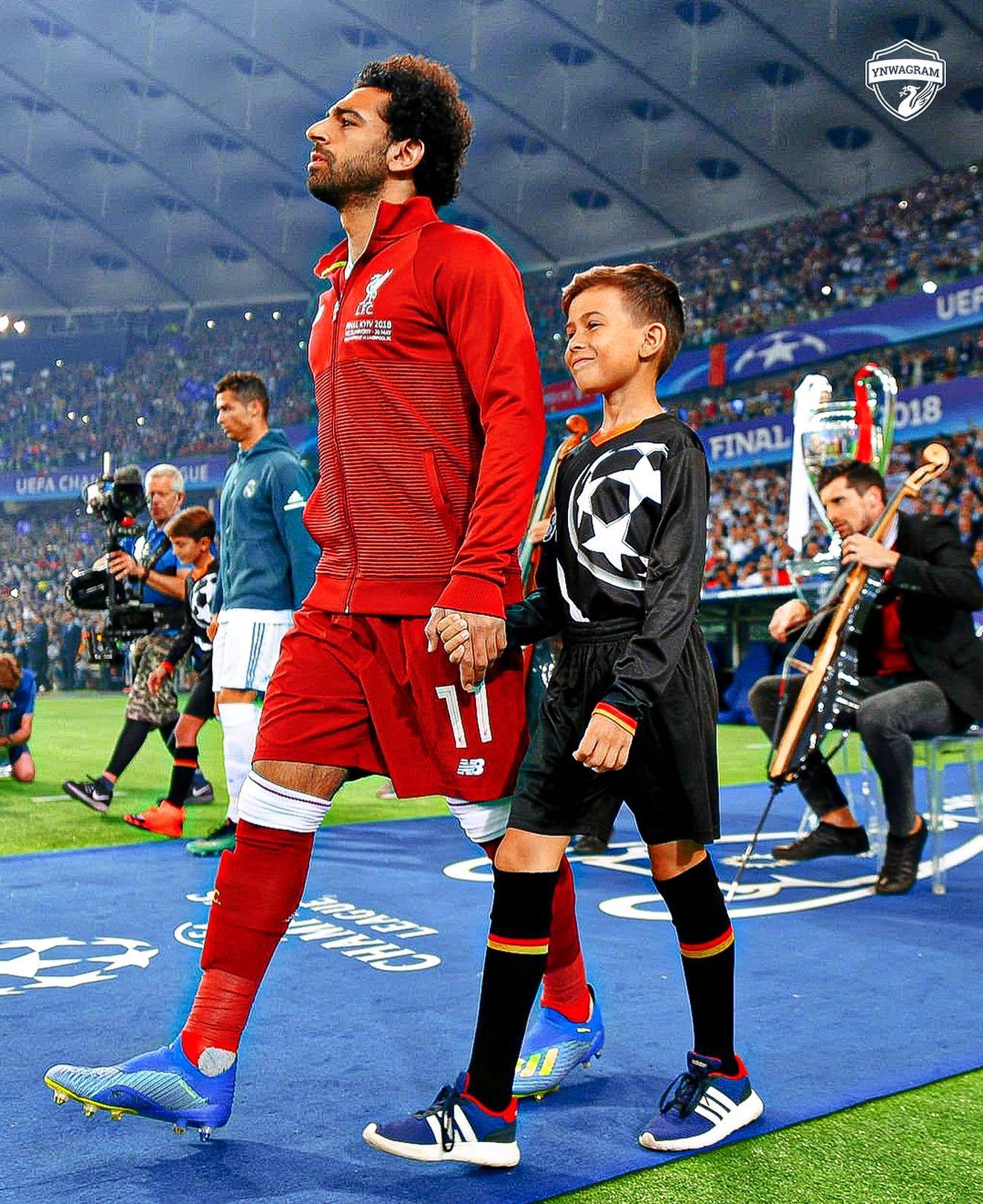 九州娱乐-荷甲psv埃因霍温vs费耶诺德